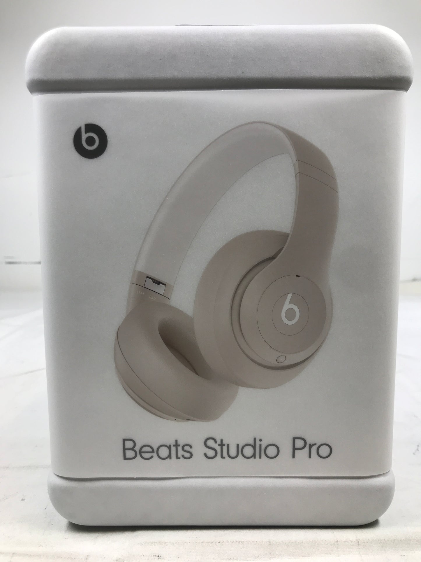 Beats Studio Pro - Wireless Noise Cancelling Over-the-Ear Headphones