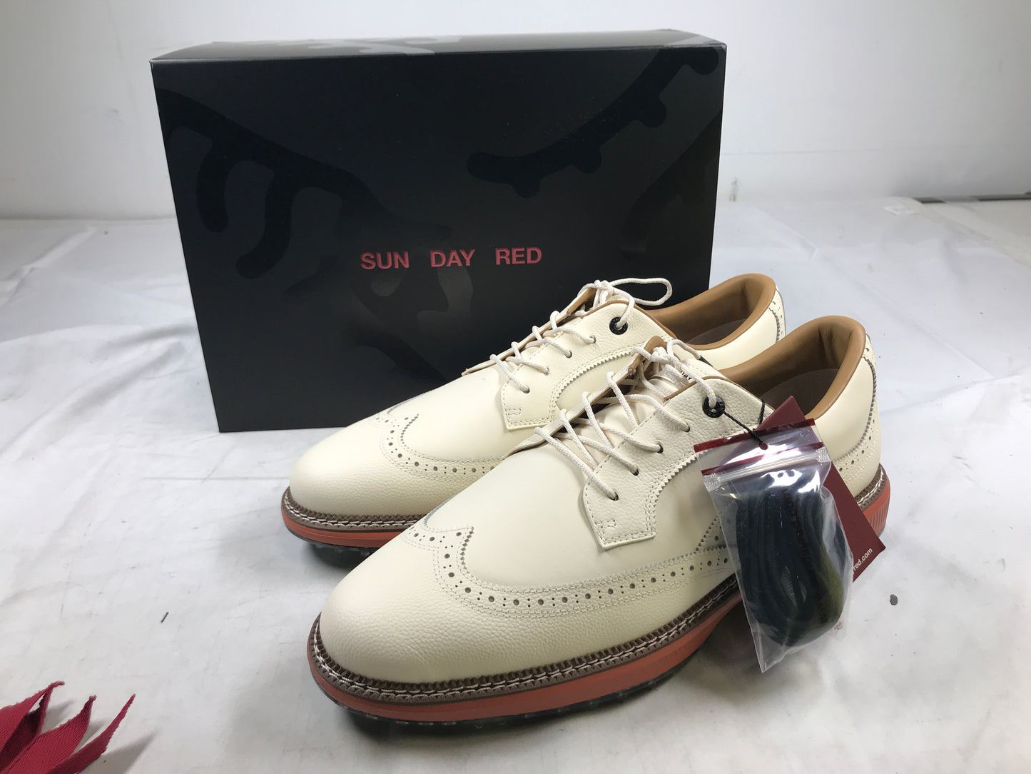 Sun Day Red Pioneer Magnolia Golf Shoes - Mens