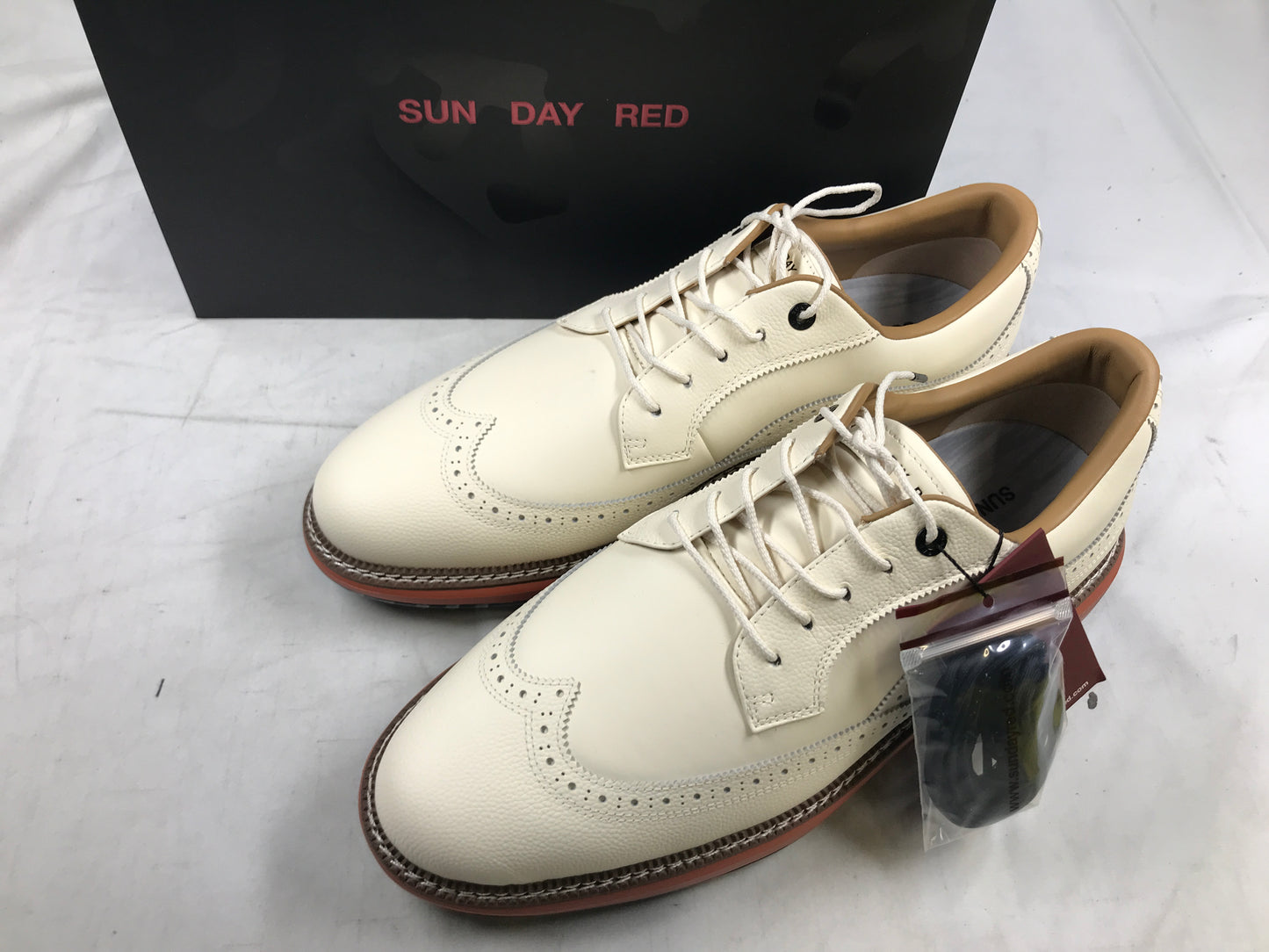 Sun Day Red Pioneer Magnolia Golf Shoes - Mens