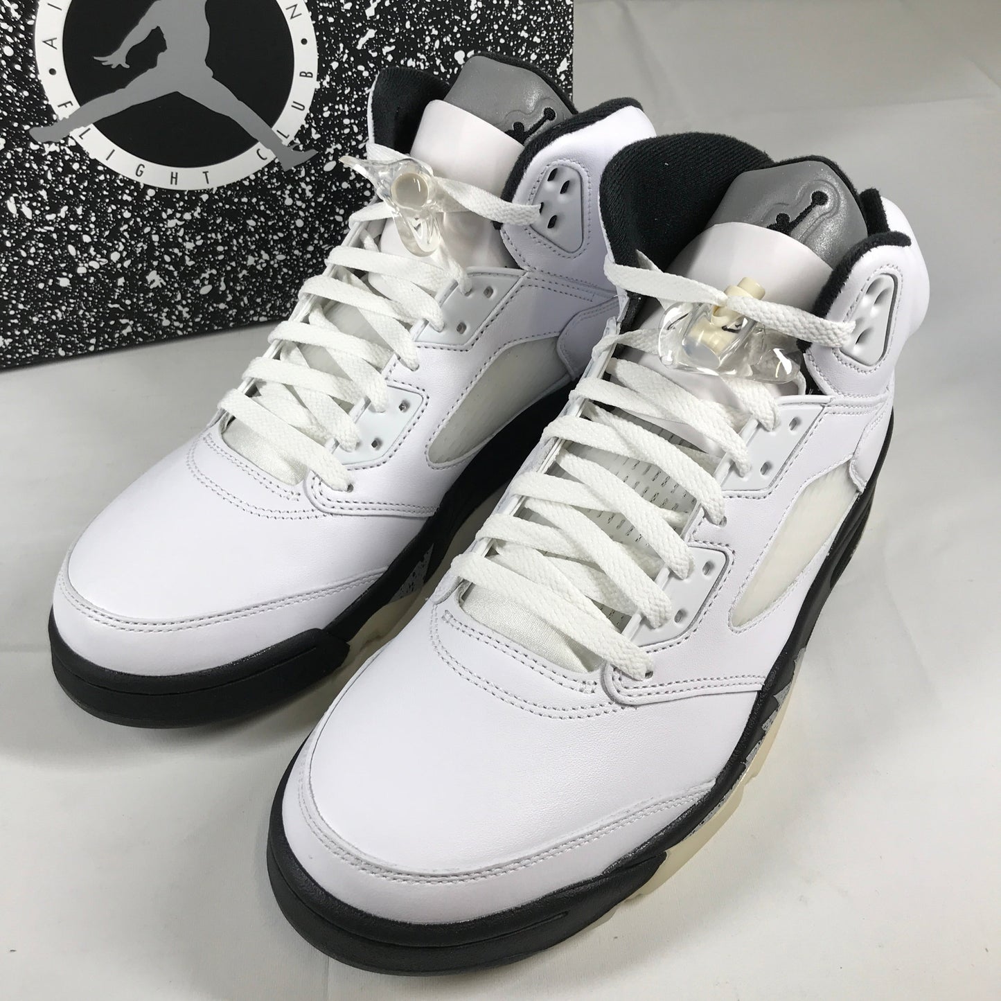 Air Jordan Retro 5 Black/Silver/White - Size 11 Men's