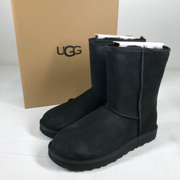 UGG - Women's Classic Short II