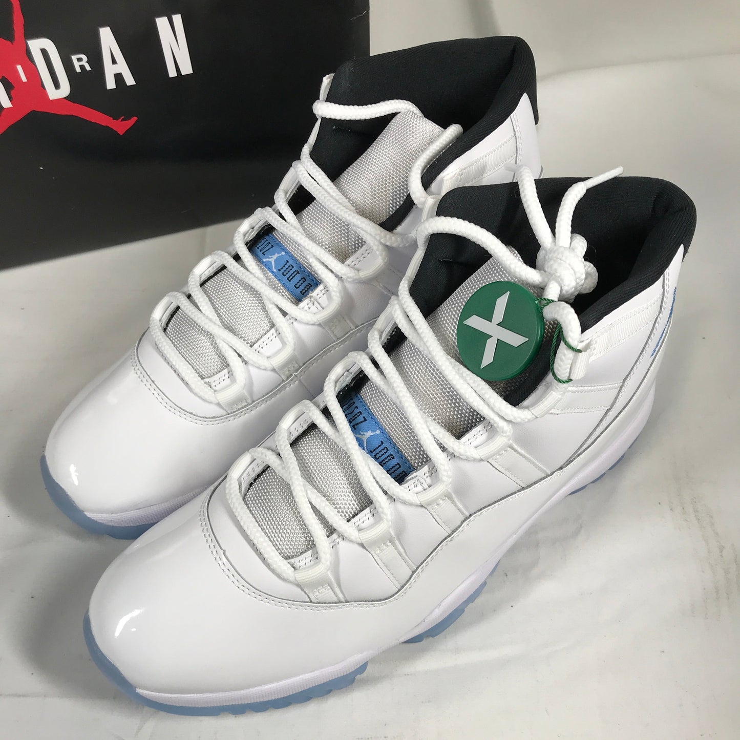 Air Jordan 11 Retro - Size 11 Men's