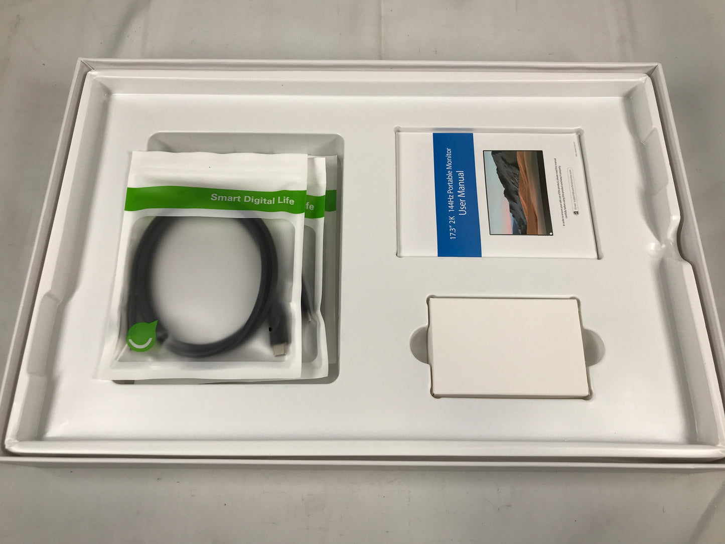 UPERFECT Portable Gaming Monitor 17.3" 2K 144Hz