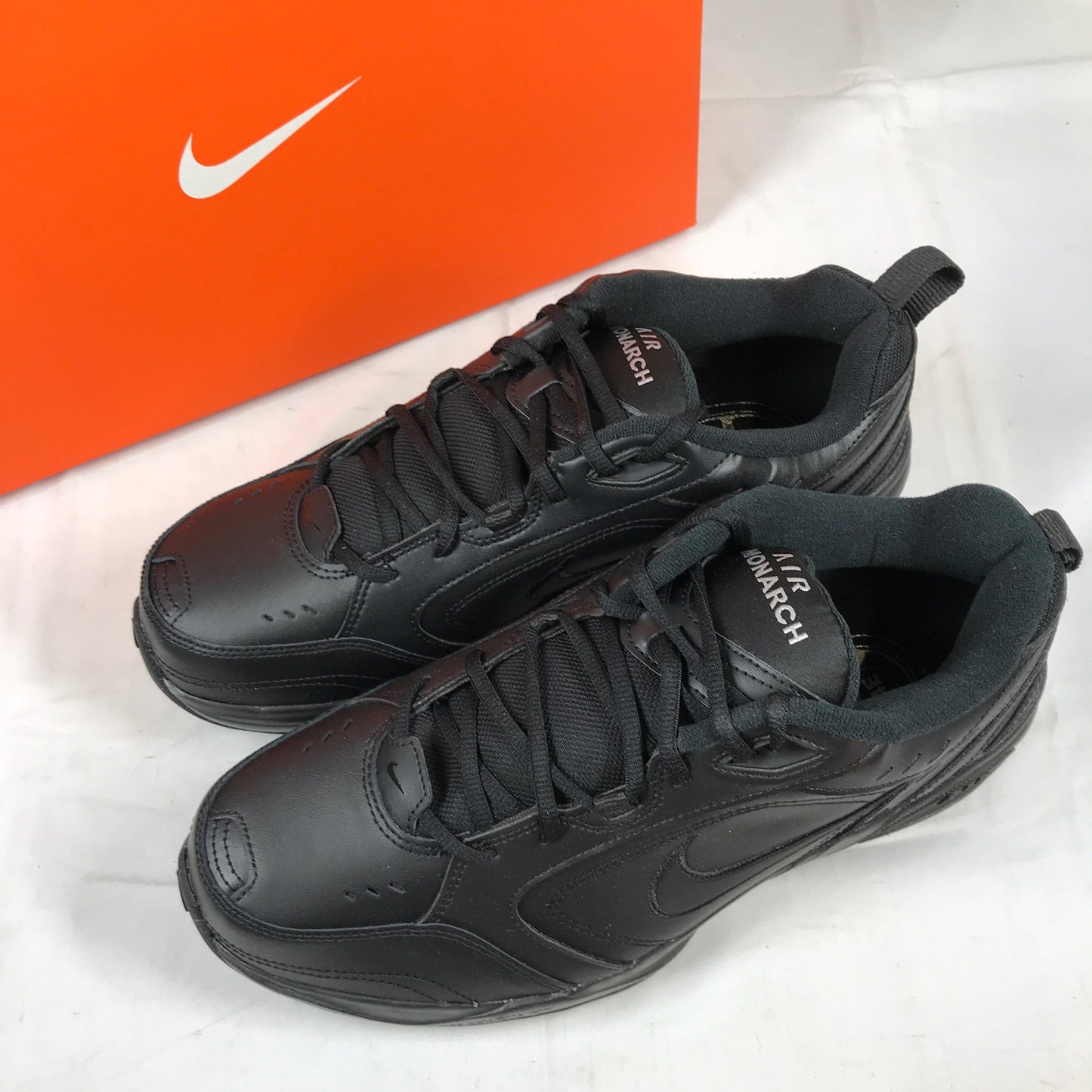 Nike Air Monarch IV (4E)