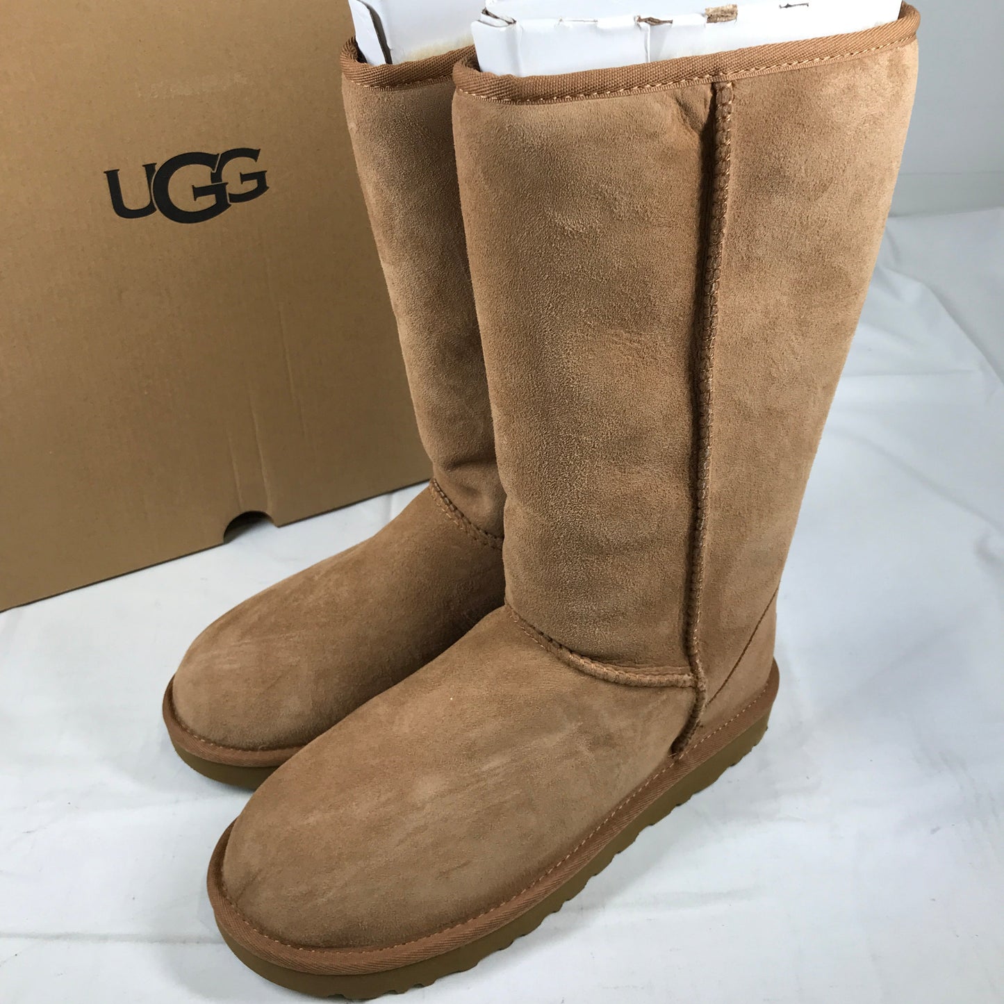 UGG - Women's Classic Tall II Boot - Chestnut