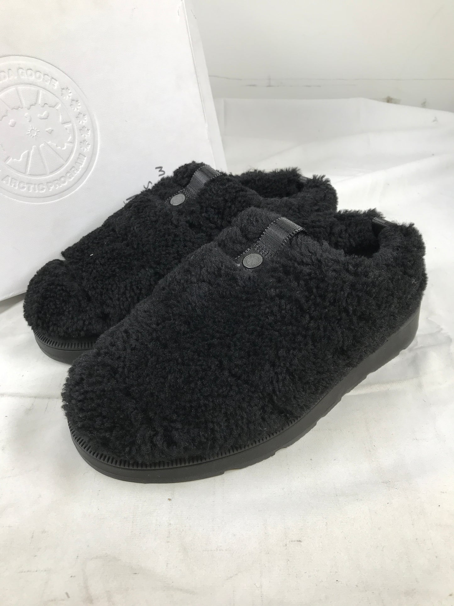 Canada Goose / Porteau Shearling Mule - Black