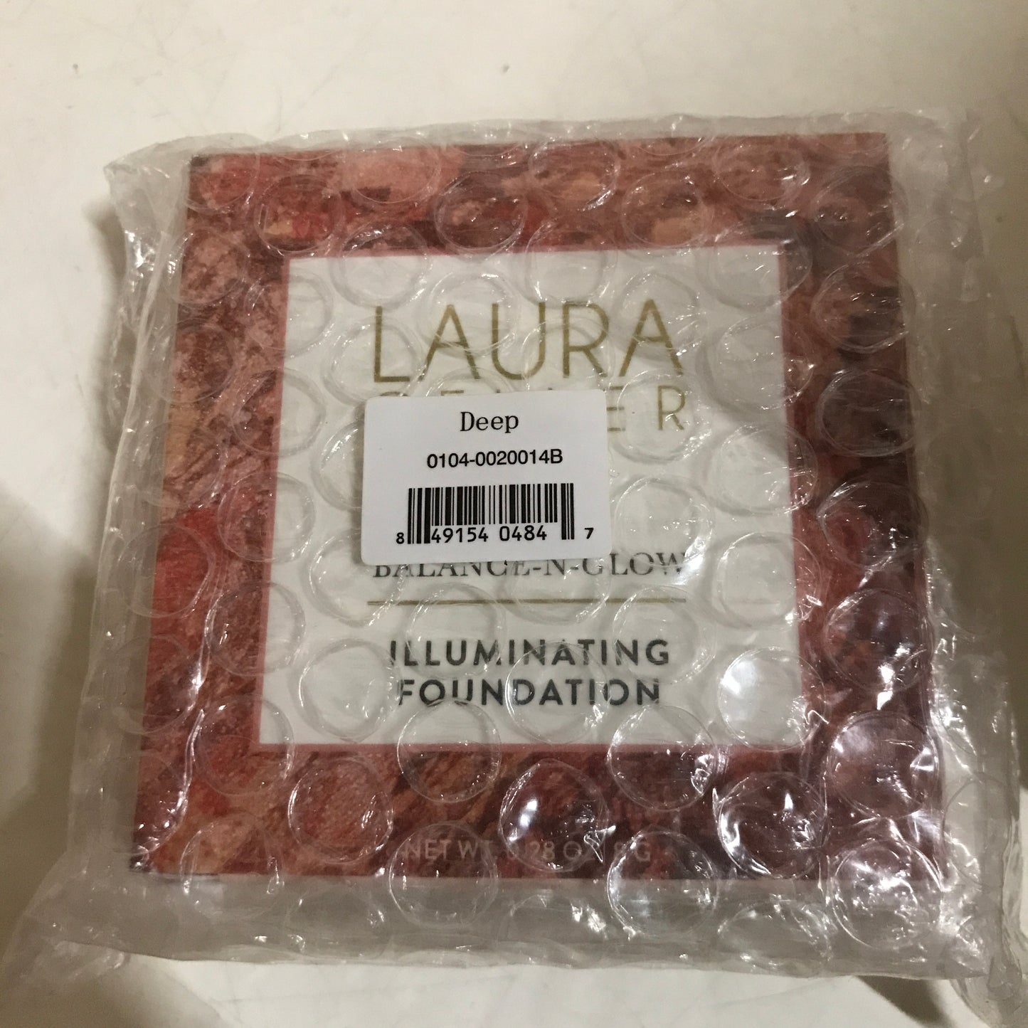 LAURA GELLER Baked Balance-n-Glow Illuminating Foundation
