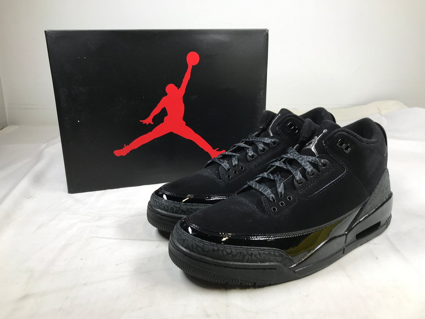 Air Jordan 3 Retro "Black Cat" Basketball Shoes