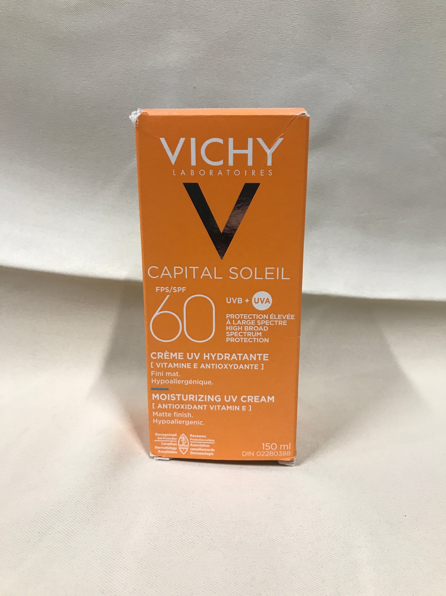 Vichy Capital Soleil Moisturizing UV Cream Matte Finish SPF 60, 150mL