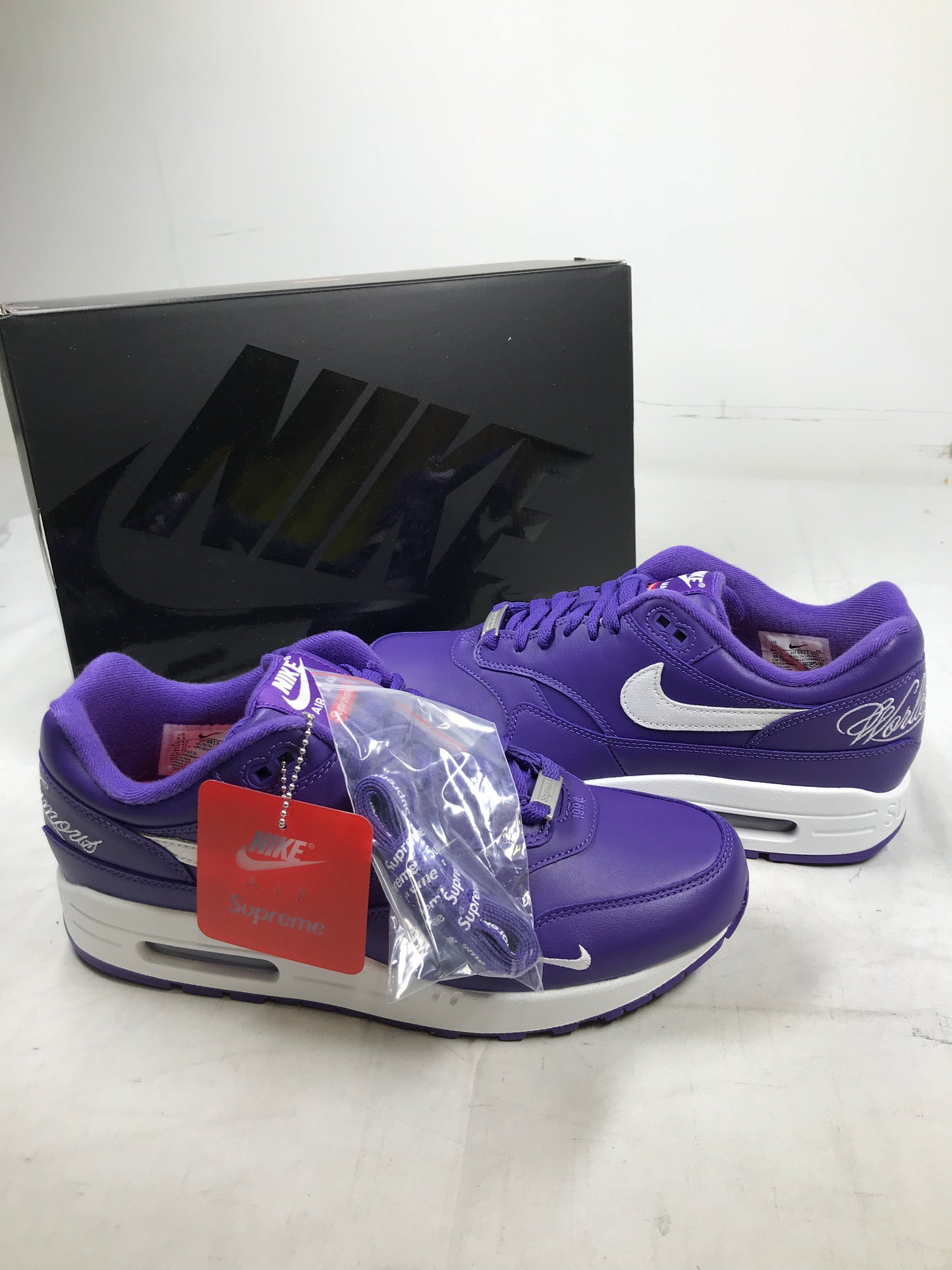 Nike Air Max 1 '87 SP Supreme Varsity Purple