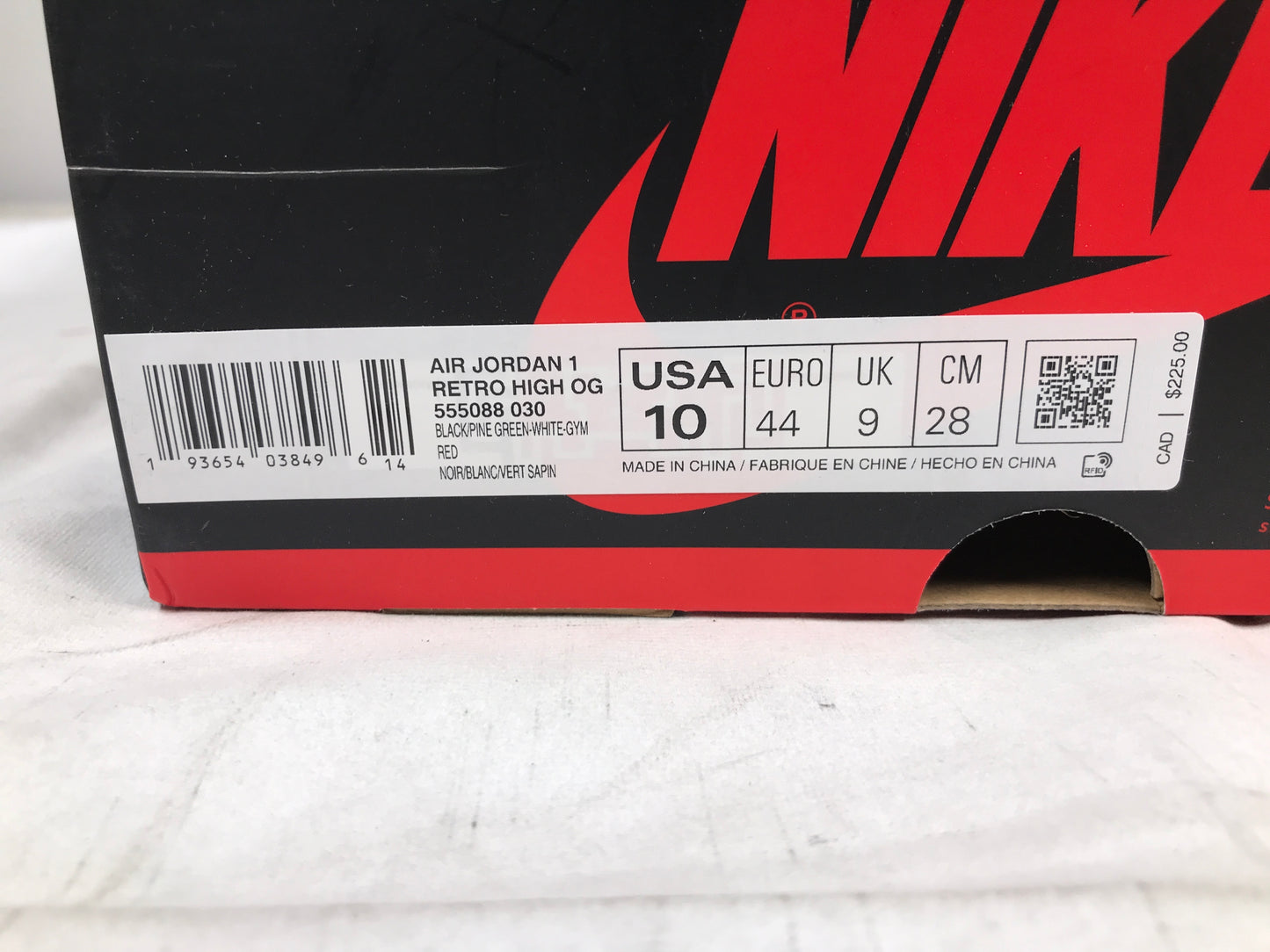 Air Jordan 1 Retro High Pine Green Black