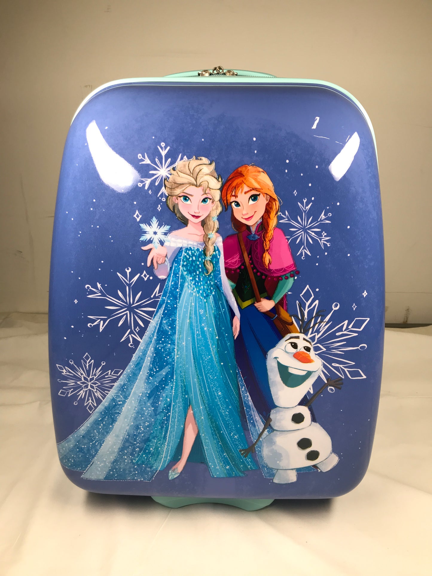 American Tourister Disney Frozen Upright 18" Luggage Bag