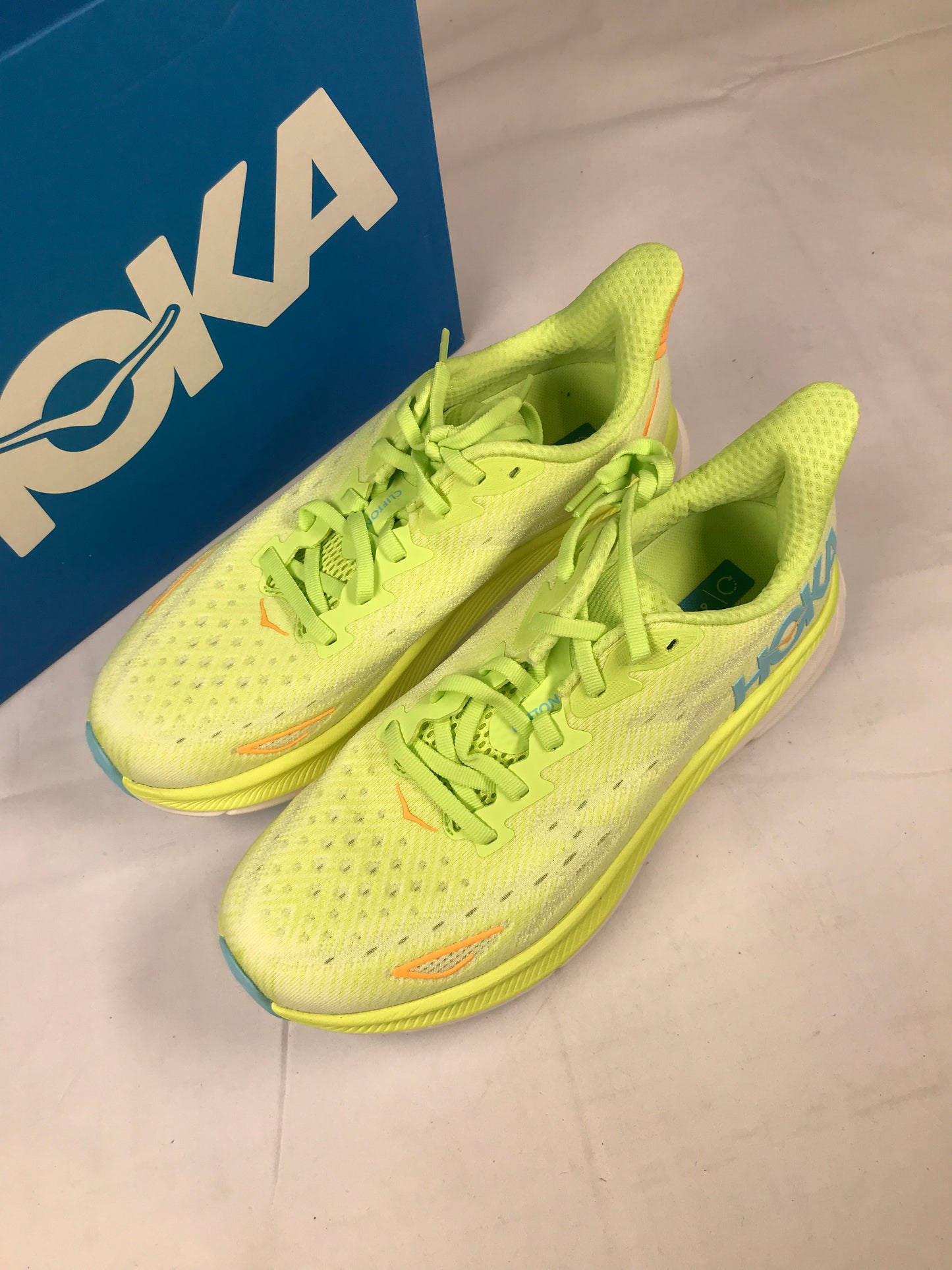 HOKA Women's Clifton 9 Running Shoes