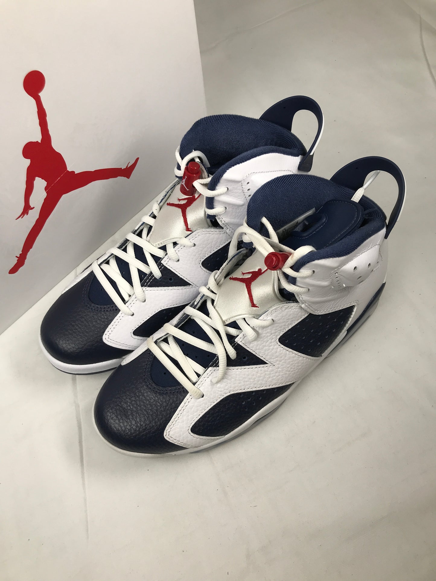 Air Jordan 6 Retro 'Olympic' 2024