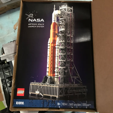 Lego NASA Artemis Space Launch System