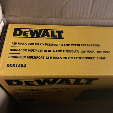 DEWALT 12V MAX/20V MAX/FLEXVOLT 4 Amp Multiport Charger