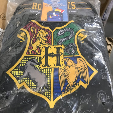 Harry Potter Hogwarts House Crest Lunch Bag 16" Backpack Set