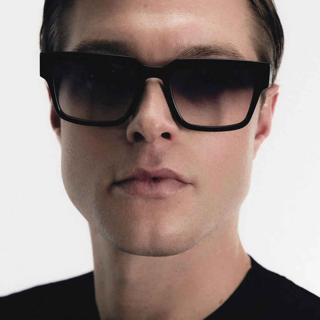 Past Midnight - The Frame Gradient Sunglasses