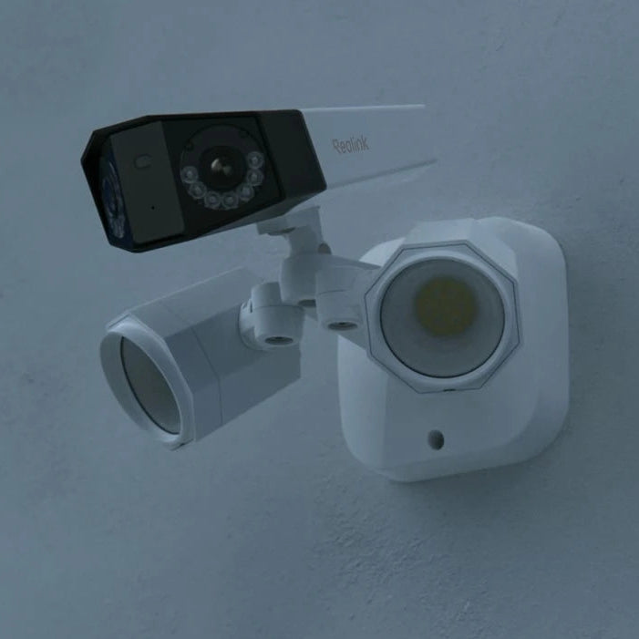 Reolink Floodlight Series F750P - 4K UHD PoE Floodlight Dual-Lens Camera