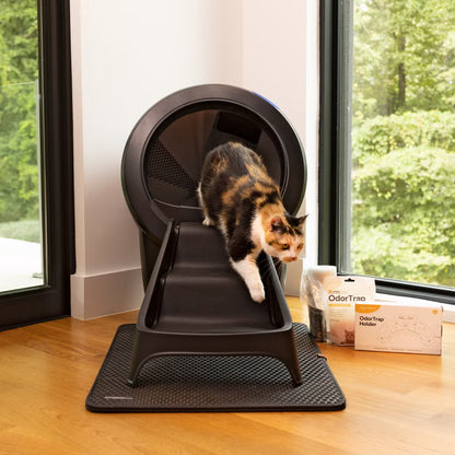 Litter-Robot 4 Self Cleaning Electric Cat Litter Box Exclusive Bundle - Black