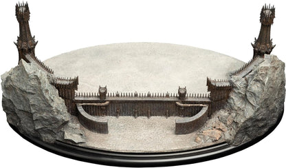 Weta Workshop - The Lord of The Rings Trilogy - The Black Gate Miniature Environment