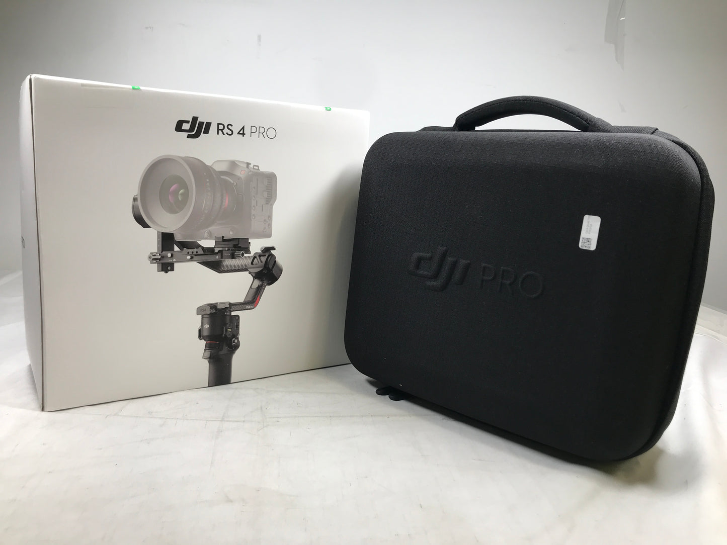 DJI RS 4 Pro Premium Stabilizer