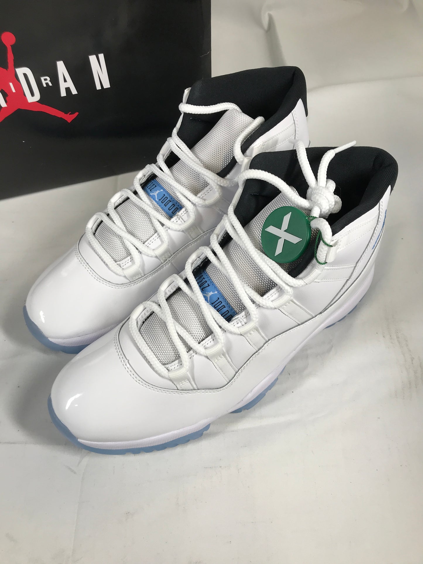 Air Jordan 11 Retro - Size 11 Men's