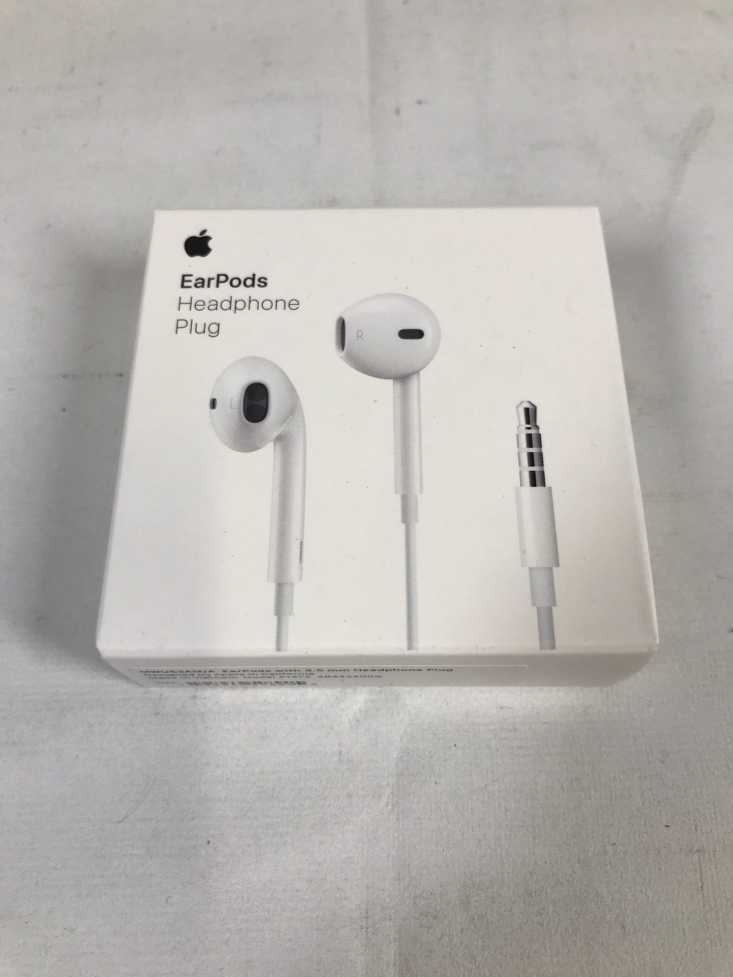 Apple EarPods (3.5mm Headphone Plug)