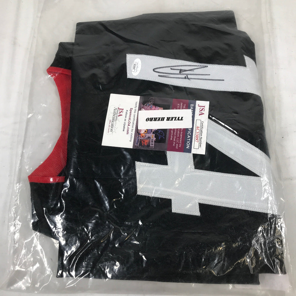 NBA - Tyler Herro Signed Jersey - Miami Heat