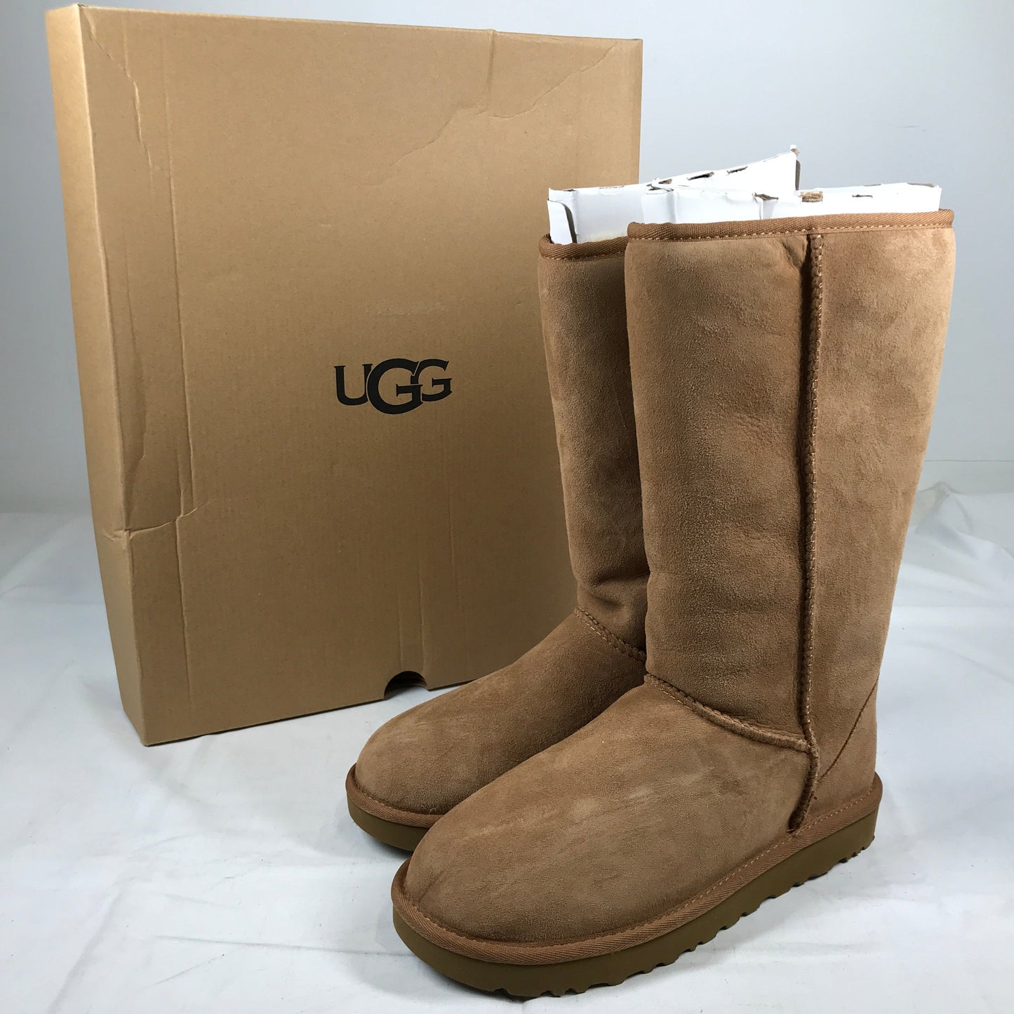 UGG - Women's Classic Tall II Boot - Chestnut