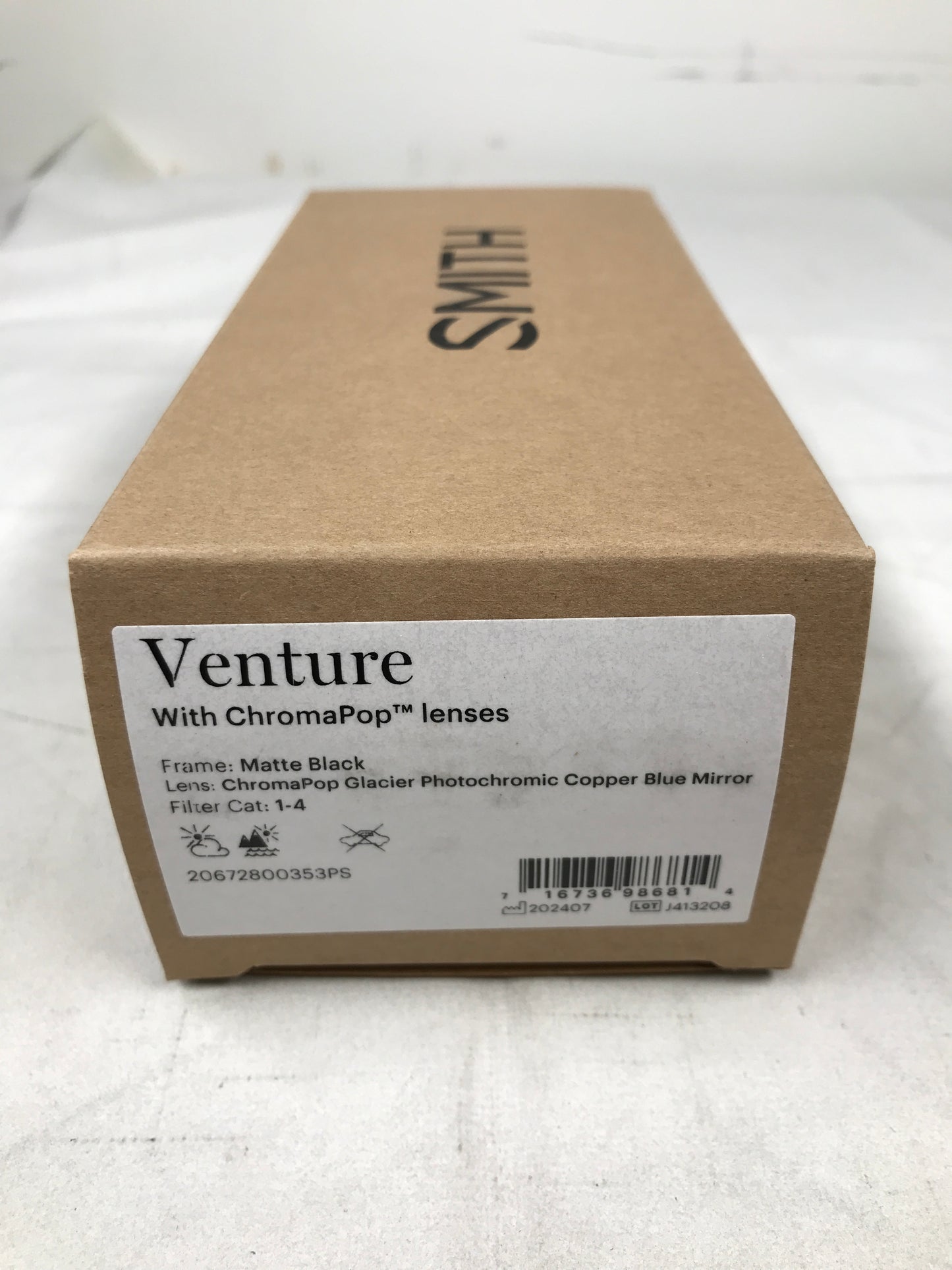 Smith Venture Sunglasses - Matte Black + ChromaPop Glacier Photochromic Copper Blue Mirror Lens