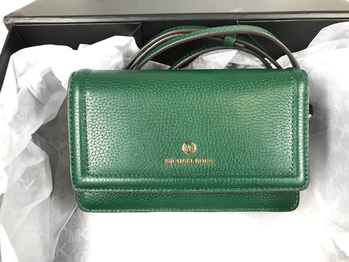 Michael Kors Jet Set Small Pebbled Leather Smartphone Convertible Crossbody Bag