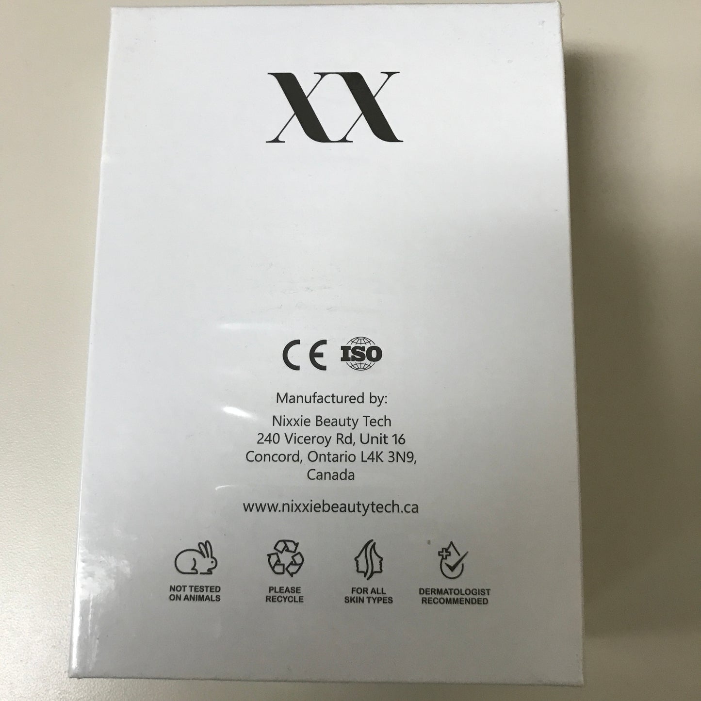 NIXXIE Beauty Tech Ion Moisturize Lip Care Device