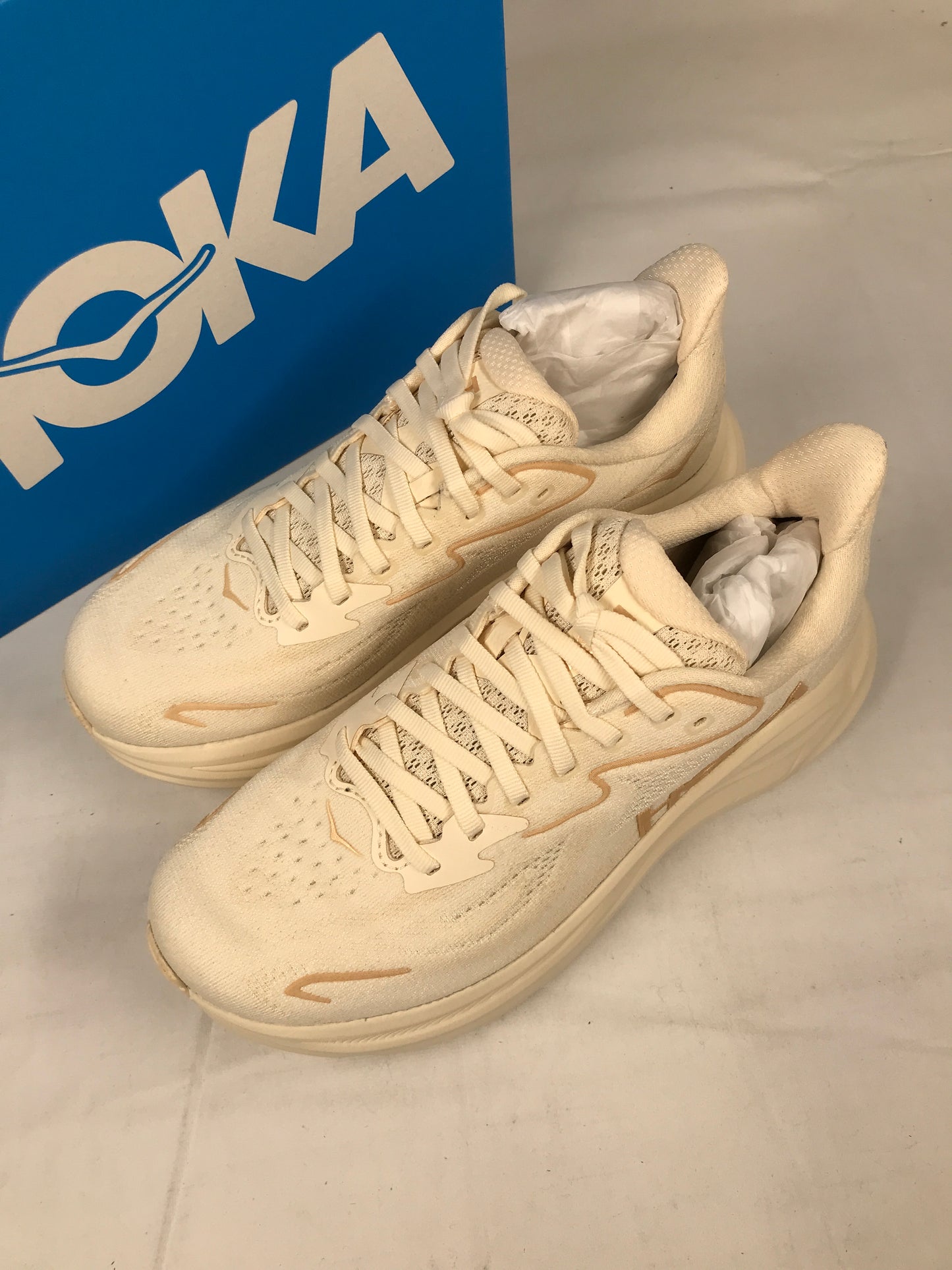 HOKA Women's Clifton 10 Running Shoes