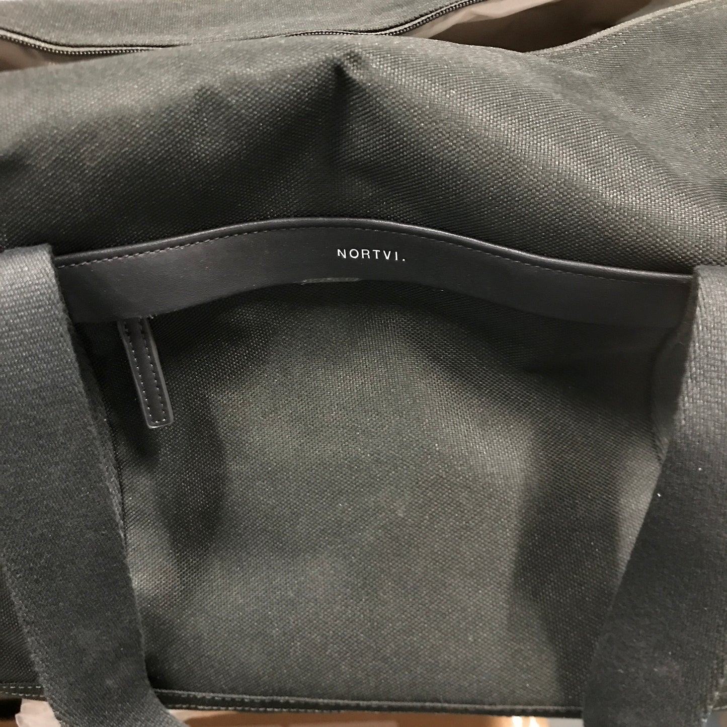 Nortvi Weekender Bag - Midnight Black