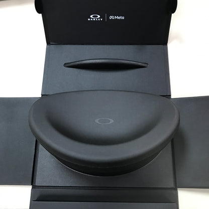 Oakley Meta Vanguard AI Glasses - Prizm Black Lenses / White Frame