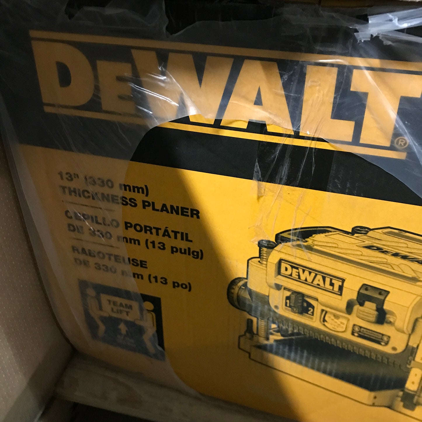 DEWALT 15 Amp Corded Heavy-Duty 13-inch Three-Knife Two-Speed Thickness Planer