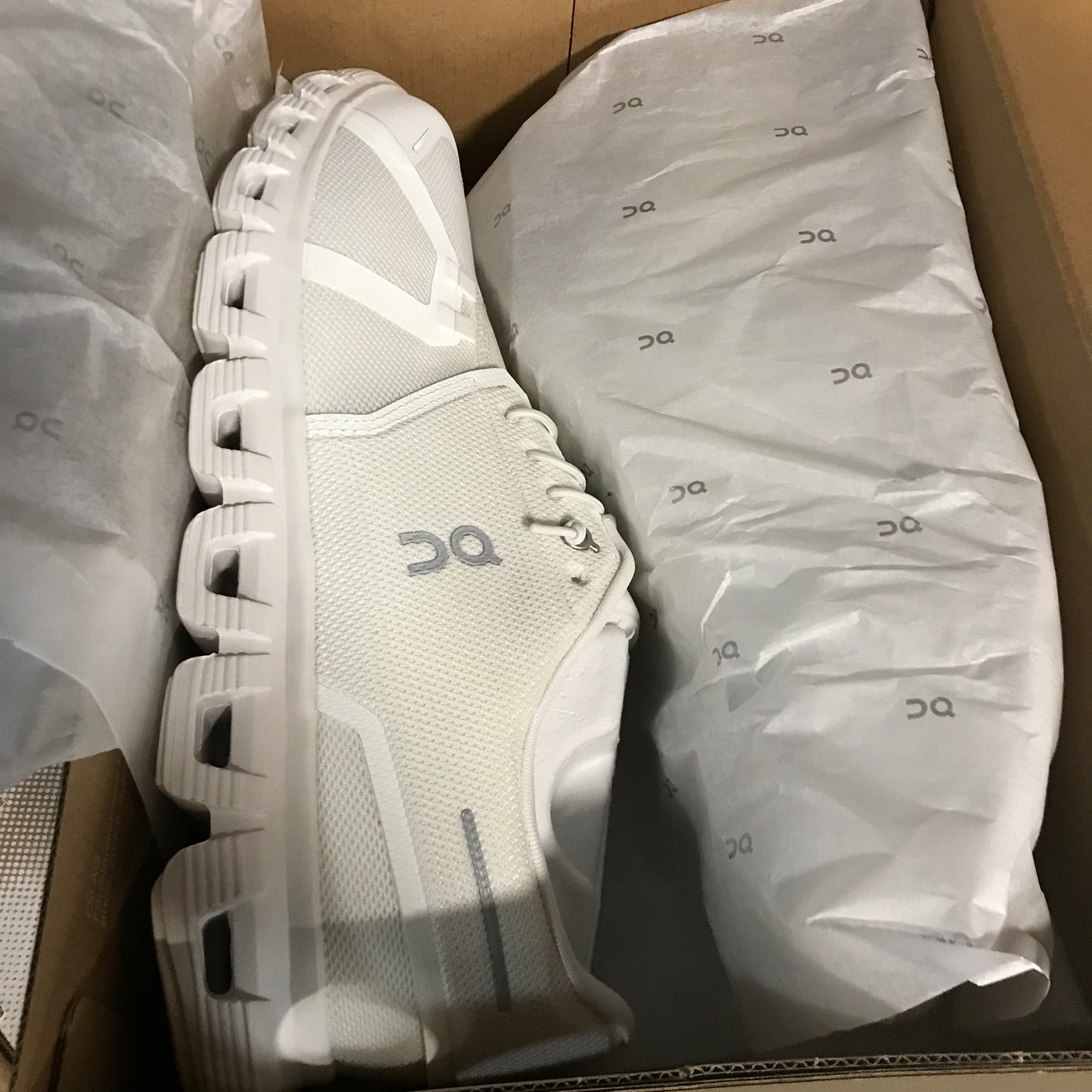 On Cloud 6 Men's Running Shoes - White/White