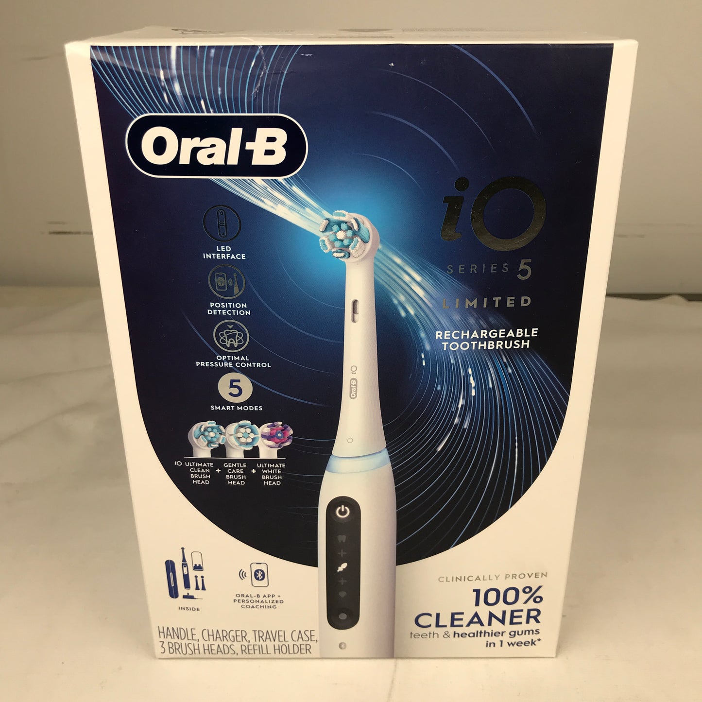 Oral-B iO Series 5 Electric Toothbrush with (1) Brush Head, Rechargeable, White