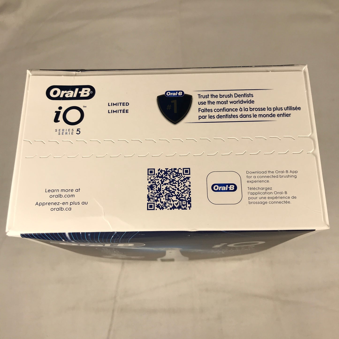 Oral-B iO Series 5 Electric Toothbrush with (1) Brush Head, Rechargeable, White