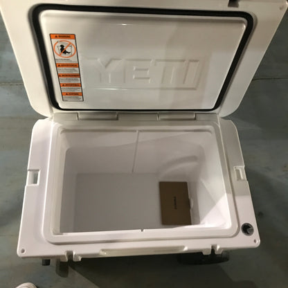 Yeti Tundra Haul Wheeled Hard Cooler - White / Pick Up in Markham Only