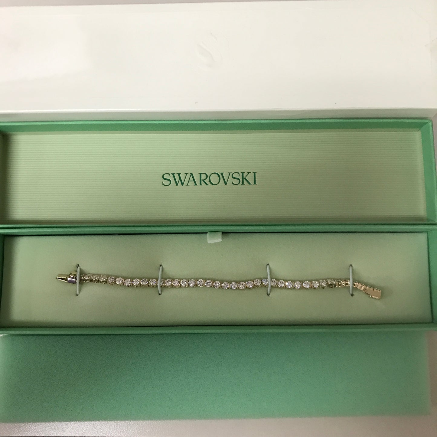Swarovski Matrix Tennis Bracelet, Round Cut, Clear, Gold-Tone Finished