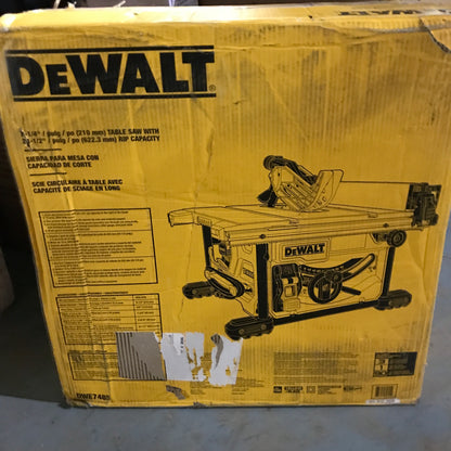 DEWALT 15 Amp Corded 8-1/4-inch Compact Porable Jobsite Table Saw (Stand Not Included)