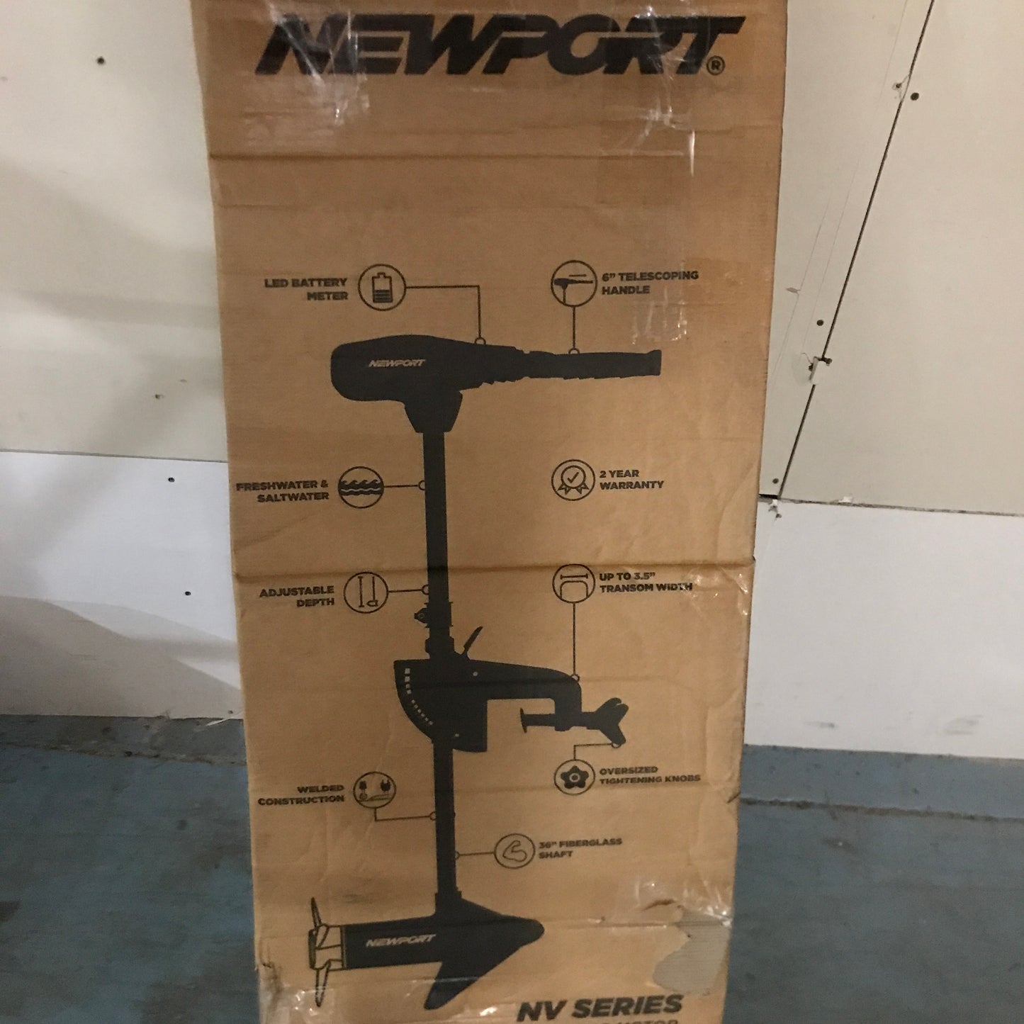 Newport Vessels NV-Series 62lb Thrust Saltwater Transom Mounted Trolling Electric Trolling Motor w/ LED Battery Indicator & 36" Shaft
