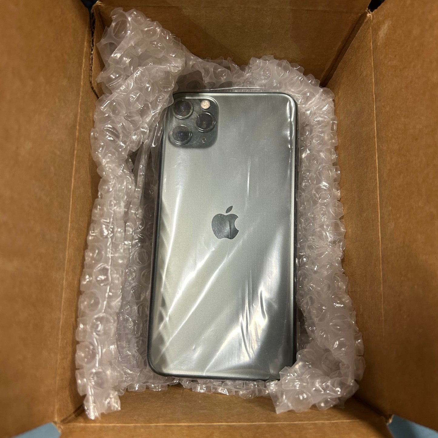 Apple iPhone 11 Pro Max 64GB - Midnight Green