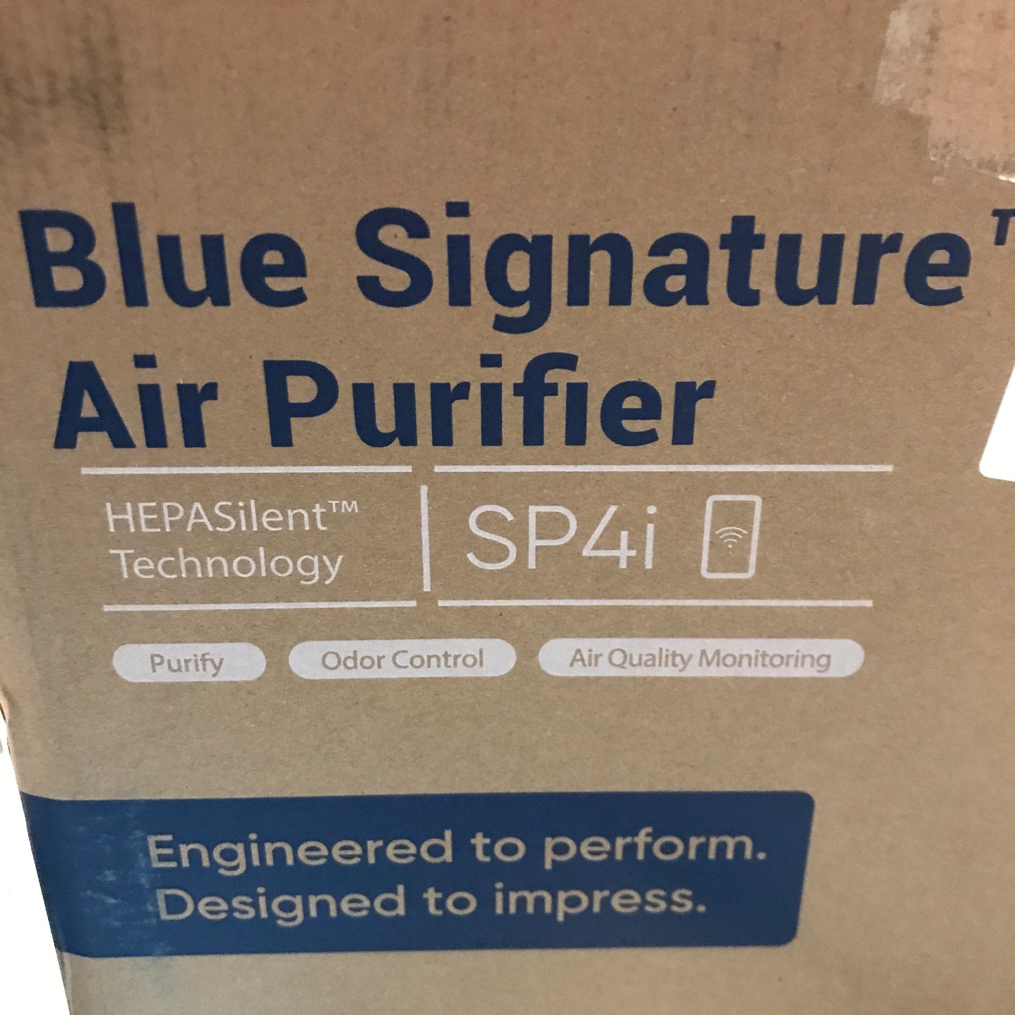 BLUEAIR Signature Air Purifier SP4i for Large Rooms