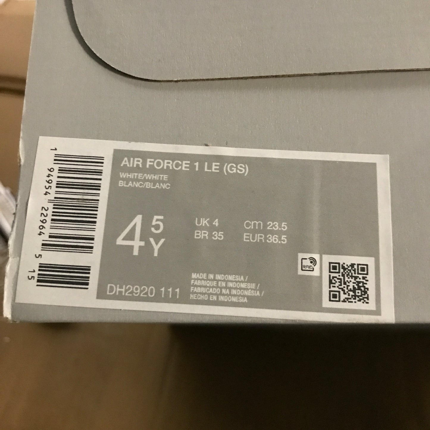 Nike Air Force 1 (GS) Older Kids' Shoe - White 4.5Y