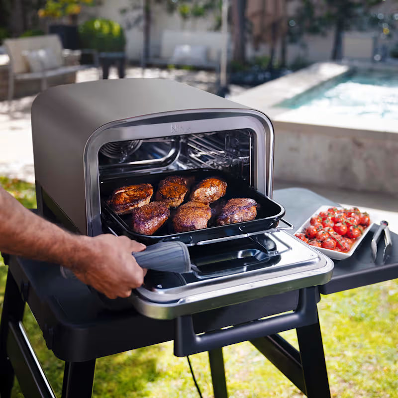 Ninja Woodfire 8-in-1 Outdoor Oven