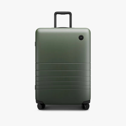 Monos Check-In Medium in Olive Green