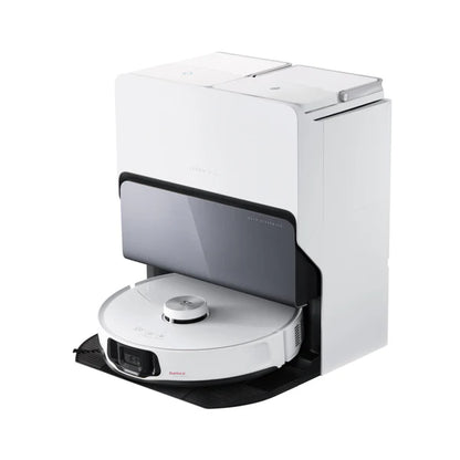 Roborock S8 MaxV Ultra with 8-in-1 RockDock® Ultra